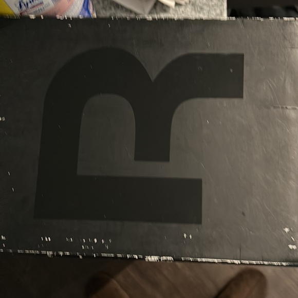 Reebok T Raaw - Picture 7 of 7